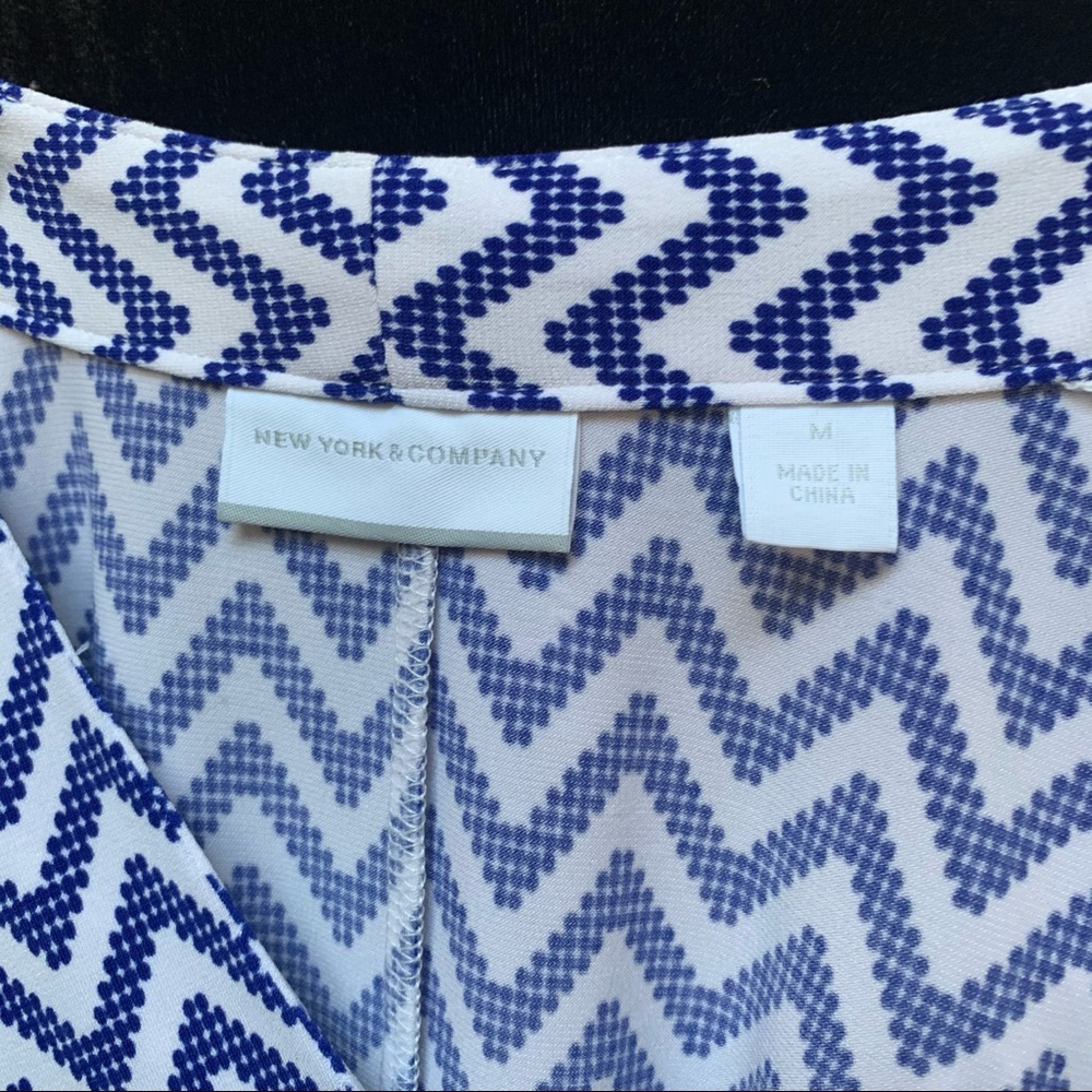 New York & Company Top|Color: Blue| Size M - Picture 3 of 3